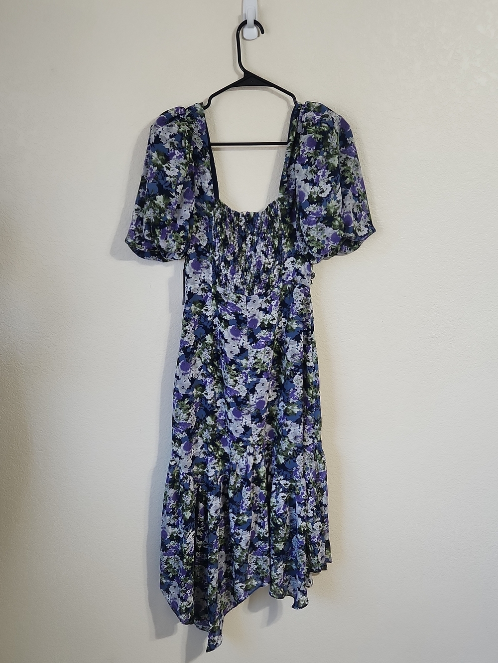 New Astr the Label Asymmetrical Floral Midi Dress Blue Floral Size Medium - Picture 7 of 12